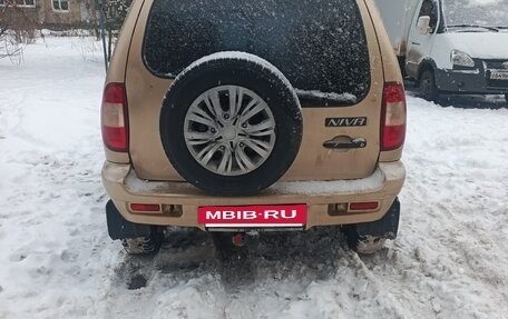Chevrolet Niva I рестайлинг, 2004 год, 250 000 рублей, 5 фотография