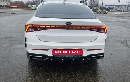KIA K5, 2021 год, 2 420 000 рублей, 8 фотография