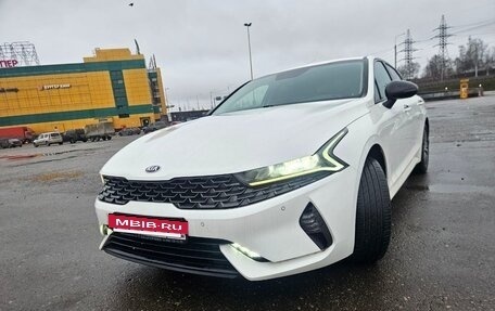 KIA K5, 2021 год, 2 420 000 рублей, 10 фотография