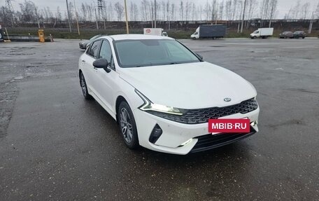 KIA K5, 2021 год, 2 420 000 рублей, 3 фотография
