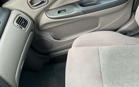 Nissan Almera, 2002 год, 200 000 рублей, 27 фотография