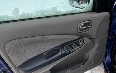 Nissan Almera, 2002 год, 200 000 рублей, 26 фотография