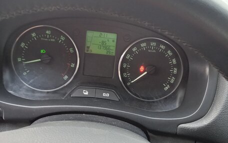 Skoda Fabia II, 2013 год, 550 000 рублей, 10 фотография