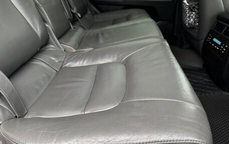 Toyota Land Cruiser 200, 2010 год, 3 000 000 рублей, 2 фотография