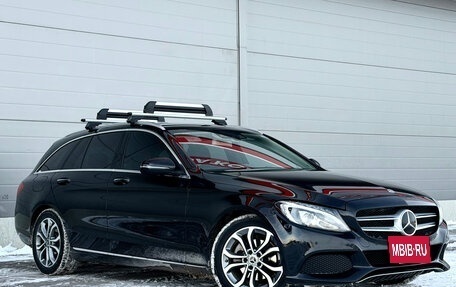 Mercedes-Benz C-Класс, 2017 год, 1 890 000 рублей, 5 фотография