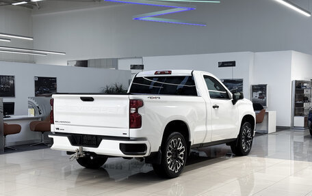 Chevrolet Silverado, 2022 год, 5 990 000 рублей, 8 фотография