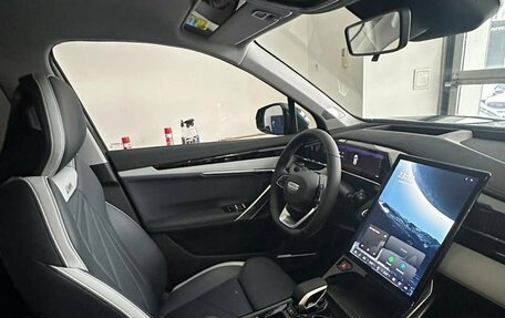 Geely Atlas, 2025 год, 3 970 990 рублей, 9 фотография