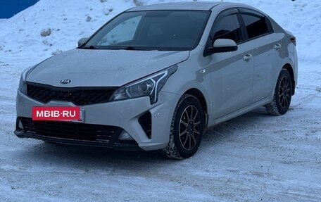 KIA Rio IV, 2020 год, 1 390 000 рублей, 2 фотография