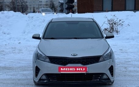 KIA Rio IV, 2020 год, 1 390 000 рублей, 3 фотография