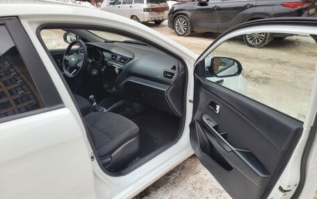 KIA Rio III рестайлинг, 2014 год, 910 000 рублей, 6 фотография