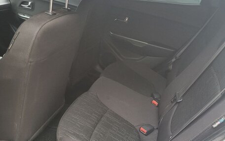 KIA Rio III рестайлинг, 2014 год, 910 000 рублей, 21 фотография