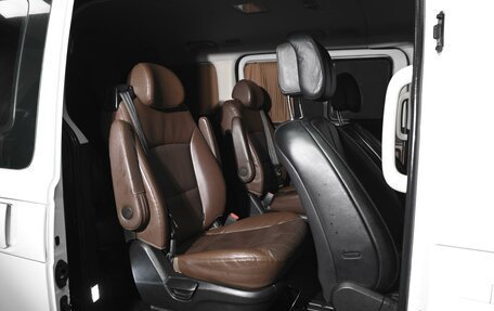 Hyundai Grand Starex Grand Starex I рестайлинг 2, 2018 год, 3 784 000 рублей, 7 фотография