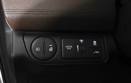 Hyundai Grand Starex Grand Starex I рестайлинг 2, 2018 год, 3 784 000 рублей, 22 фотография