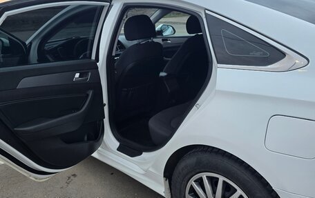 Hyundai Sonata VII, 2019 год, 1 290 000 рублей, 18 фотография