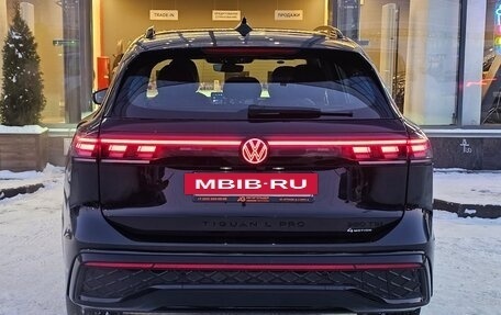 Volkswagen Tiguan, 2025 год, 5 100 000 рублей, 11 фотография