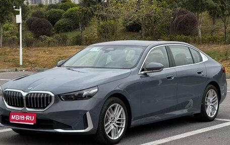 BMW 5 серия, 2024 год, 6 770 000 рублей, 1 фотография