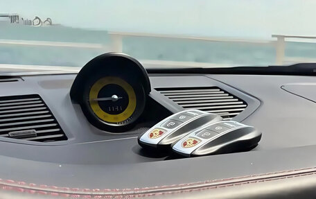 Porsche 911, 2023 год, 18 730 000 рублей, 9 фотография