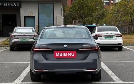 BMW 5 серия, 2024 год, 6 770 000 рублей, 8 фотография