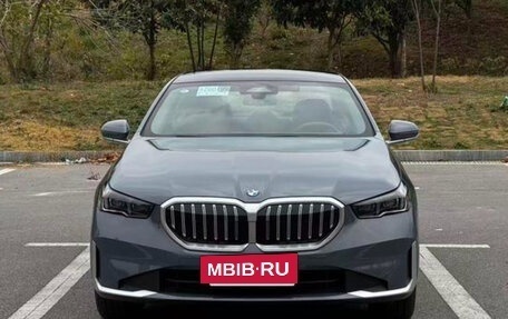 BMW 5 серия, 2024 год, 6 770 000 рублей, 3 фотография