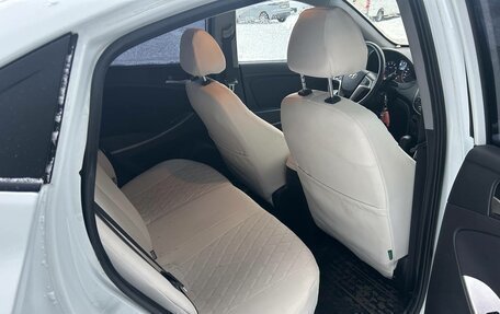 Hyundai Solaris II рестайлинг, 2014 год, 750 000 рублей, 14 фотография