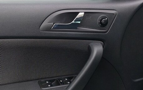 Skoda Yeti I рестайлинг, 2013 год, 1 199 000 рублей, 15 фотография