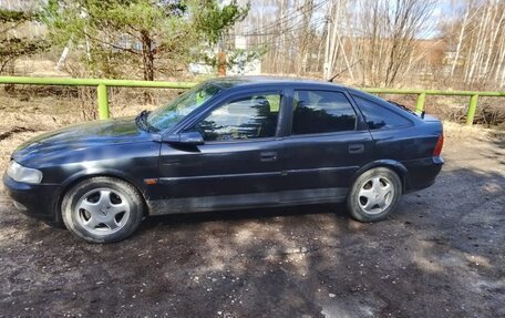 Opel Vectra B рестайлинг, 1998 год, 235 000 рублей, 3 фотография