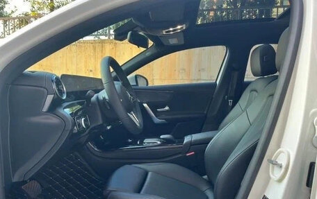 Mercedes-Benz A-Класс, 2022 год, 2 210 000 рублей, 7 фотография