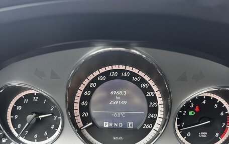 Mercedes-Benz E-Класс, 2011 год, 1 400 000 рублей, 8 фотография