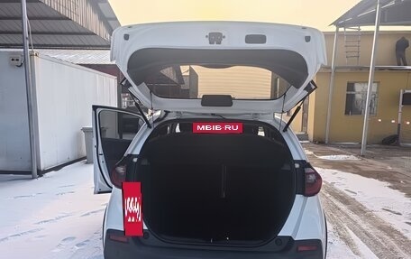 Honda Fit, 2022 год, 1 400 000 рублей, 7 фотография