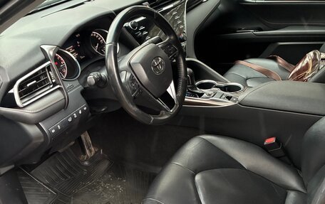 Toyota Camry, 2020 год, 2 250 000 рублей, 8 фотография