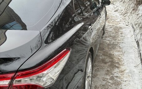 Toyota Camry, 2020 год, 2 250 000 рублей, 4 фотография