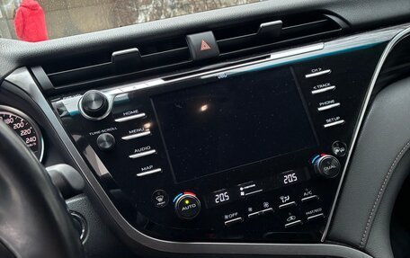 Toyota Camry, 2020 год, 2 250 000 рублей, 7 фотография