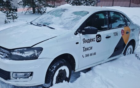 Volkswagen Polo VI (EU Market), 2018 год, 200 000 рублей, 2 фотография