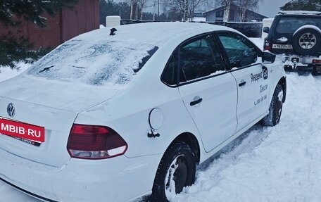 Volkswagen Polo VI (EU Market), 2018 год, 200 000 рублей, 4 фотография