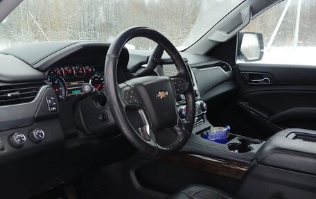 Chevrolet Tahoe IV, 2016 год, 2 390 000 рублей, 2 фотография