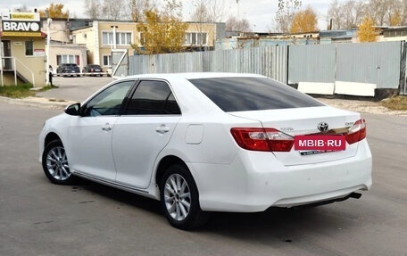 Toyota Camry, 2014 год, 999 999 рублей, 6 фотография