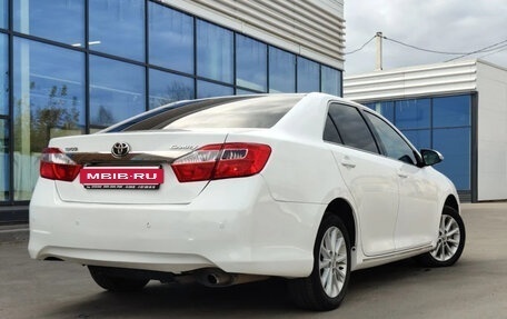 Toyota Camry, 2014 год, 999 999 рублей, 5 фотография