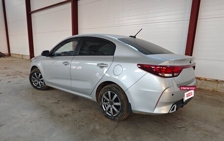 KIA Rio IV, 2021 год, 2 000 000 рублей, 3 фотография