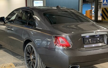 Rolls-Royce Ghost Series II рестайлинг, 2025 год, 51 000 000 рублей, 9 фотография