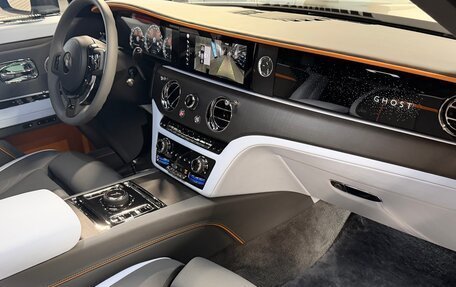 Rolls-Royce Ghost Series II рестайлинг, 2025 год, 51 000 000 рублей, 20 фотография