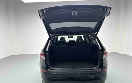 Skoda Kodiaq I, 2024 год, 3 450 000 рублей, 6 фотография