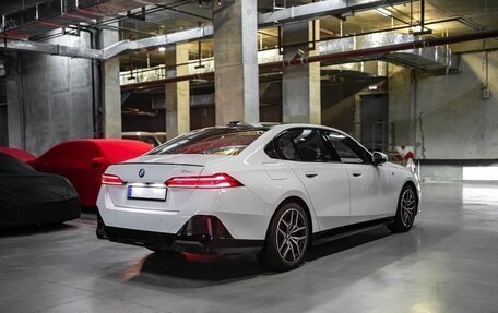 BMW 5 серия, 2023 год, 7 500 000 рублей, 13 фотография