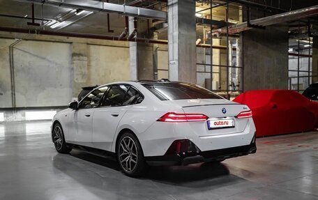 BMW 5 серия, 2023 год, 7 500 000 рублей, 15 фотография