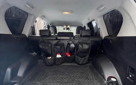 Toyota Land Cruiser Prado 150 рестайлинг 2, 2017 год, 4 550 000 рублей, 13 фотография