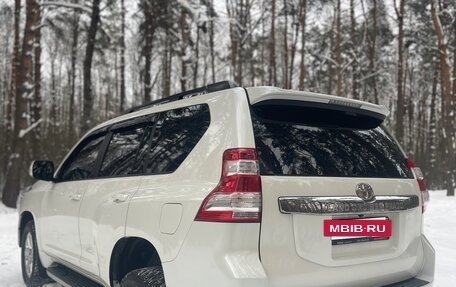 Toyota Land Cruiser Prado 150 рестайлинг 2, 2017 год, 4 550 000 рублей, 10 фотография