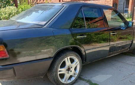 Mercedes-Benz W124, 1988 год, 440 000 рублей, 2 фотография