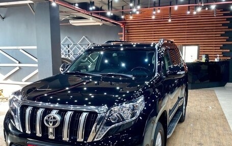 Toyota Land Cruiser Prado 150 рестайлинг 2, 2016 год, 4 560 000 рублей, 1 фотография