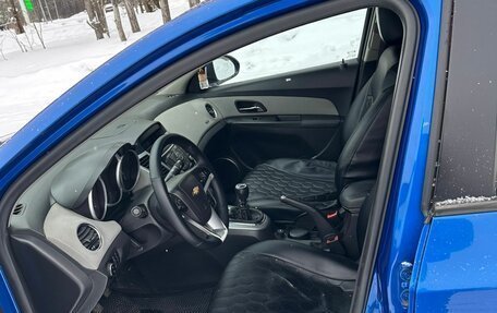 Chevrolet Cruze II, 2011 год, 575 000 рублей, 9 фотография