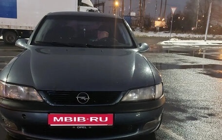 Opel Vectra B рестайлинг, 1998 год, 98 000 рублей, 1 фотография
