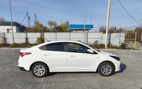 Hyundai Solaris II рестайлинг, 2020 год, 1 050 000 рублей, 6 фотография